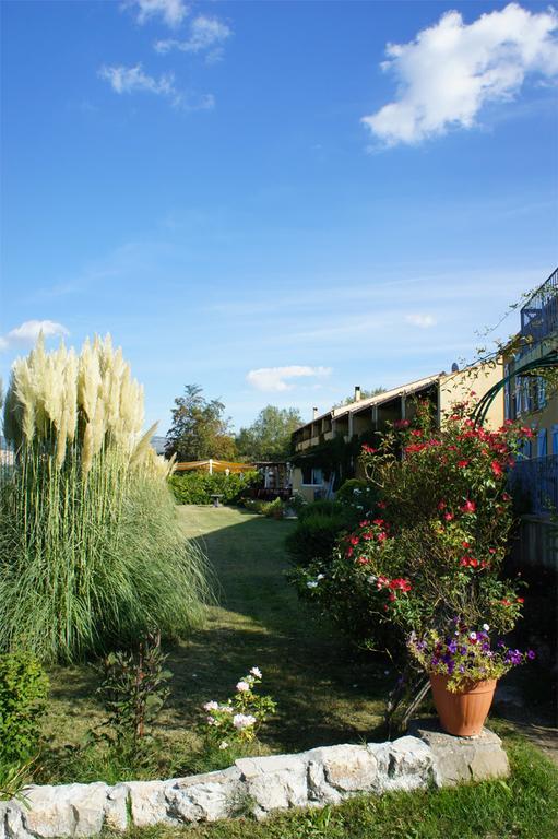 Hotel Les Cavalets บูดูออง ภายนอก รูปภาพ