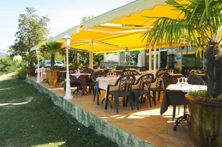 Hotel Les Cavalets บูดูออง ภายนอก รูปภาพ